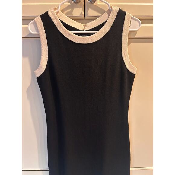 St. John Black and Cream Sleeveless Dress - Picture 3 of 6